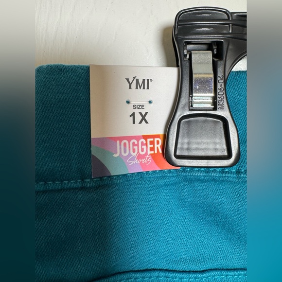 YMI Women’s Teal Shorts - Picture 4 of 6